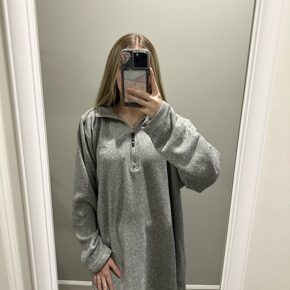 Gray Men’s The North Face Pullover - Picture 1 of 2